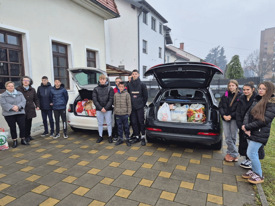 Ova slika ima prazan alt atribut ; naziv datoteke je kosara-dobrote2.gif